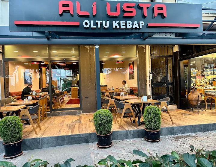 Ali Usta Oltu Kebap iç mekânı
